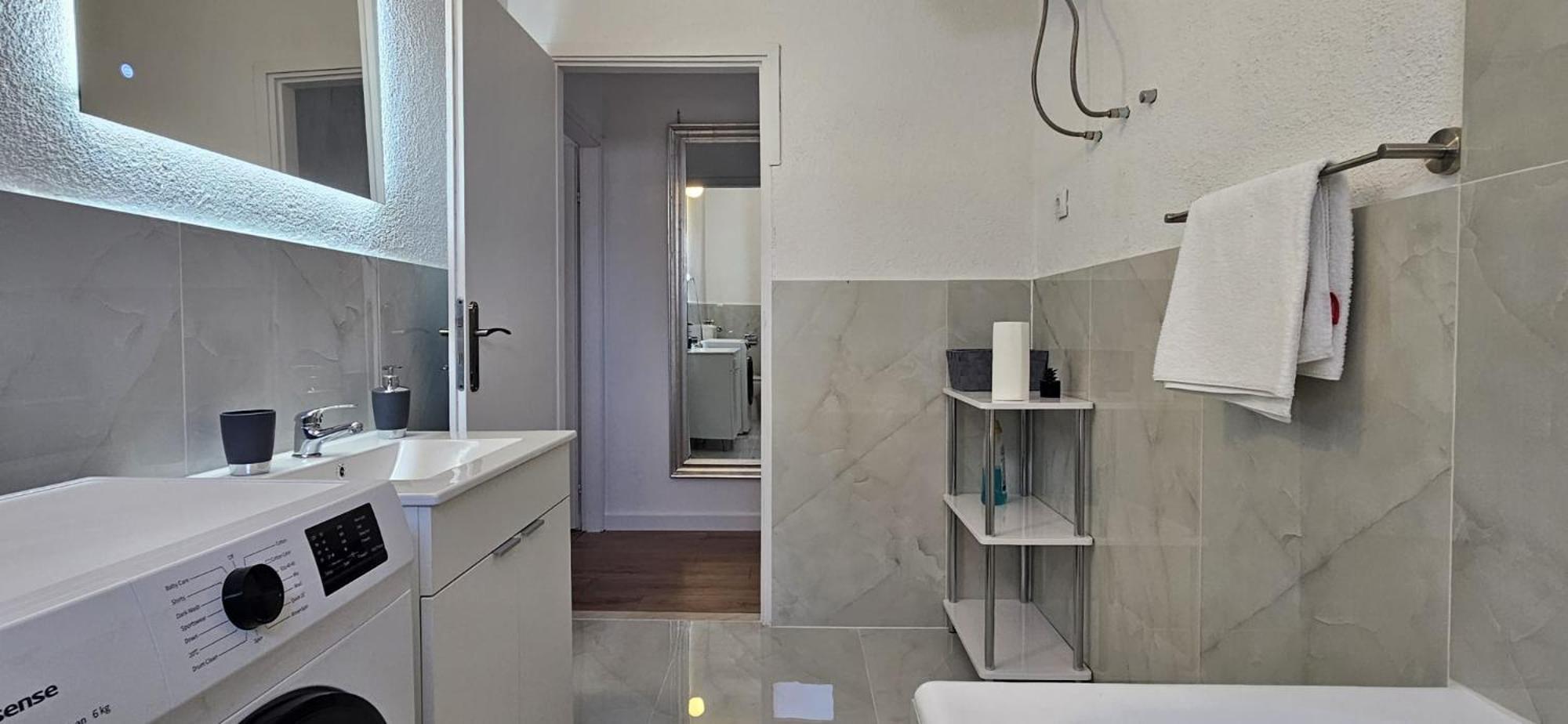 Apartman Mia With Pool1 Split Exteriör bild