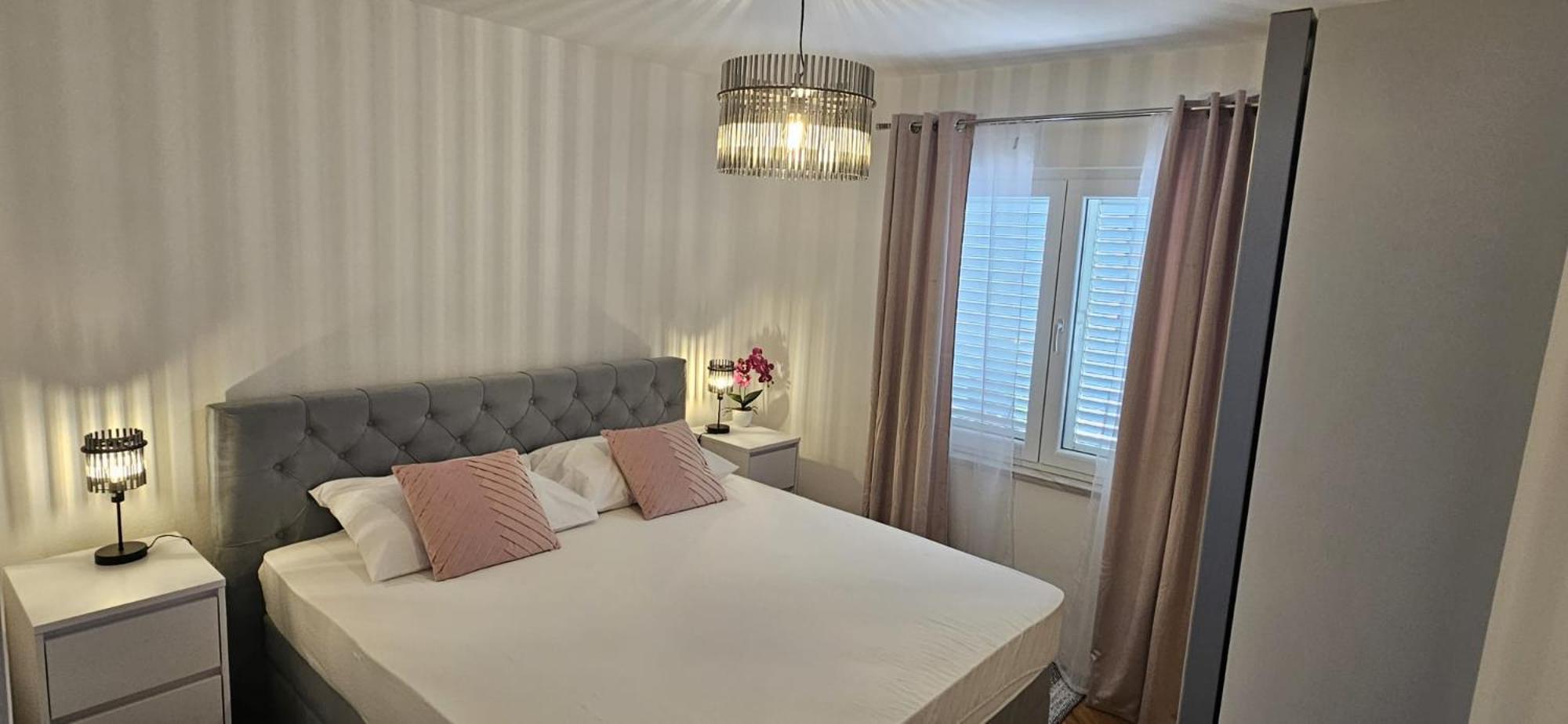 Apartman Mia With Pool1 Split Exteriör bild