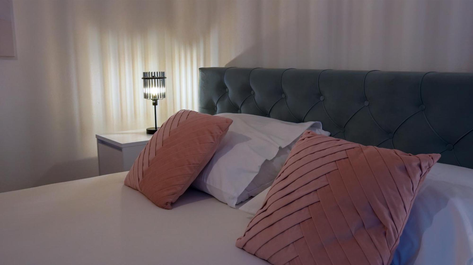 Apartman Mia With Pool1 Split Exteriör bild